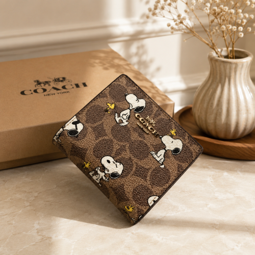 NWT Coach X Peanuts Snap Wallet In Signature Canvas With Snoopy Print CBN32